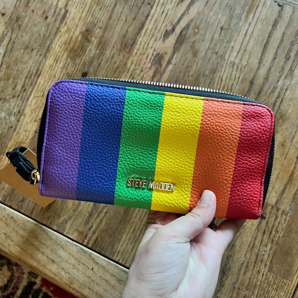 BRAND NEW Steve Madden Wallet - Picture 3 of 3